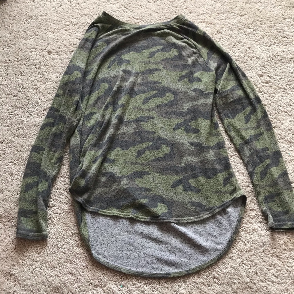 Camp sweater
